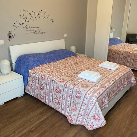 Apartament Casa Eugenia Varese Zewnętrze zdjęcie